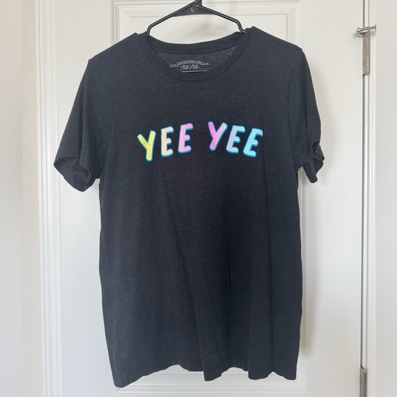 Black T-Shirt - Picture 1 of 2
